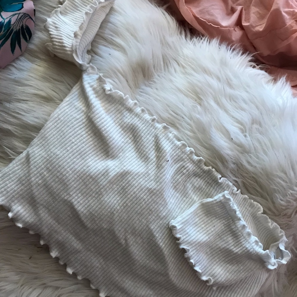 Fashion Nova Cropped shirt